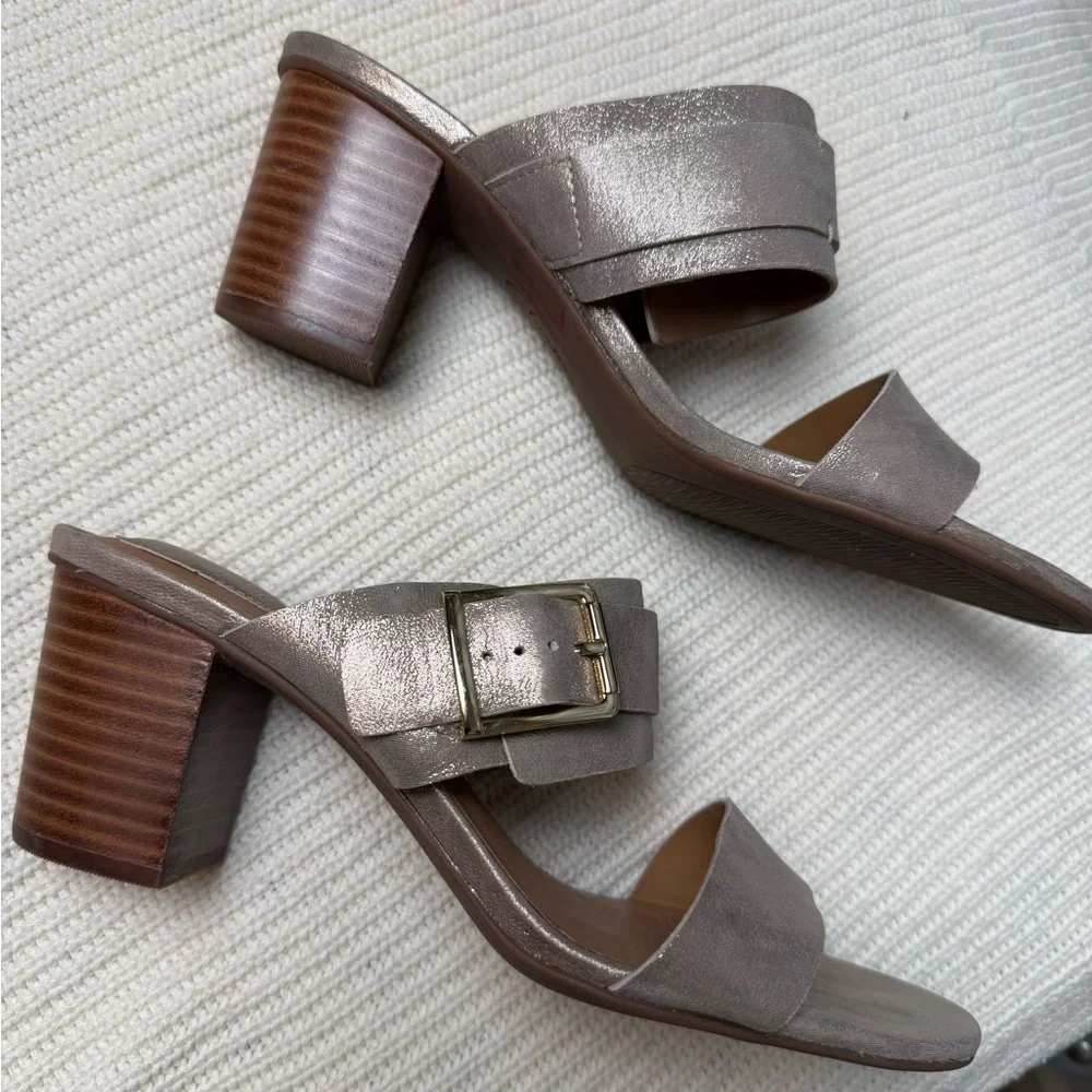 Clarks Ralene-Rose champagne‎ gold leather open-toe strap heeled sandal.